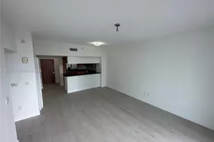 31 SE 5th St, Miami, FL 33131 - Photo 6