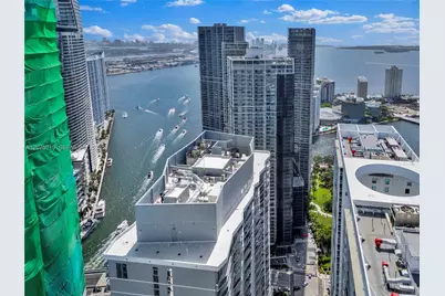 77 SE 5th #2115, Miami, FL 33131 - Photo 28