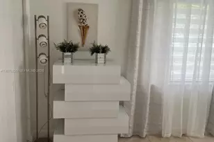 [Address not provided], Hallandale Beach, FL 33009 - Photo 12