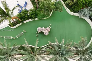 300 Pointe Dr, Miami Beach, FL 33139 - Photo 50