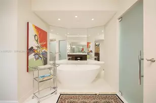 300 Pointe Dr, Miami Beach, FL 33139 - Photo 26