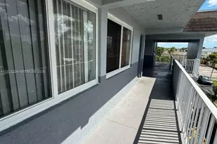 11005 SW 1st St, Sweetwater, FL 33174 - Photo 4