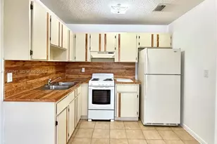 61 W 23rd St, Hialeah, FL 33010 - Photo 4