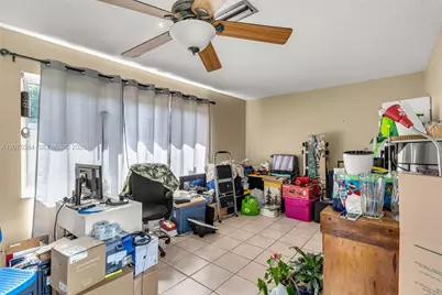 11740 NW 39th Pl, Sunrise, FL 33323 - Photo 20