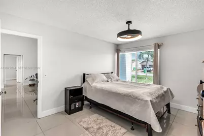 11740 NW 39th Pl, Sunrise, FL 33323 - Photo 12