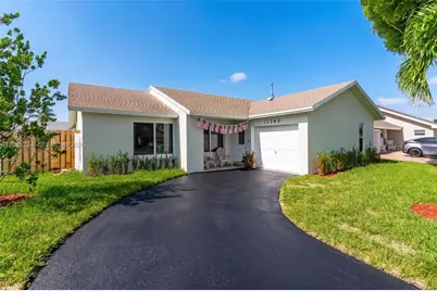 11740 NW 39th Pl, Sunrise, FL 33323 - Photo 1