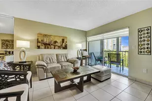 201 178th Dr, Sunny Isles Beach, FL 33160 - Photo 10