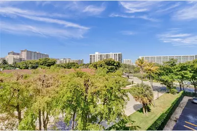 201 178th Dr #403, Sunny Isles Beach, FL 33160 - Photo 14