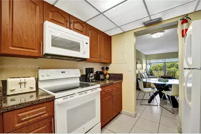 201 178th Dr #403, Sunny Isles Beach, FL 33160 - Photo 24