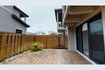 10428 NW 61st St, Doral, FL 33178 - Photo 60