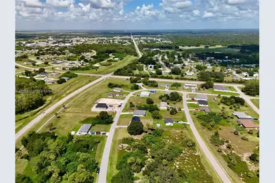 2038 S Montana Cir, Labelle, FL 33935 - Photo 38