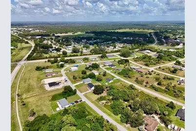 2038 S Montana Cir, Labelle, FL 33935 - Photo 36