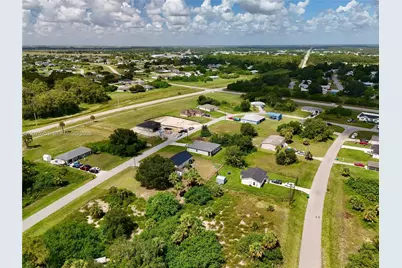 2038 S Montana Cir, Labelle, FL 33935 - Photo 20
