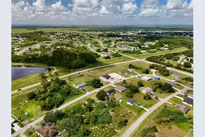 2038 S Montana Cir, Labelle, FL 33935 - Photo 46