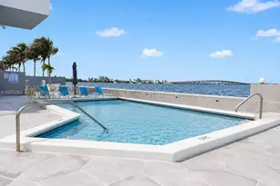555 NE 30th St, Miami, FL 33137 - Photo 18
