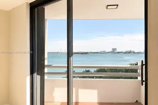 555 NE 30th St, Miami, FL 33137 - Photo 2