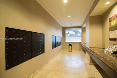 1000 W Island Blvd #1812, Aventura, FL 33160 - Photo 24