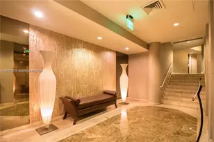 1000 W Island Blvd, Aventura, FL 33160 - Photo 22