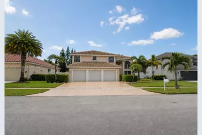 18341 NW 10th St, Pembroke Pines, FL 33029 - Photo 2