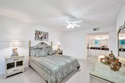 800 SW 137th Ave #101G, Pembroke Pines, FL 33027 - Photo 16