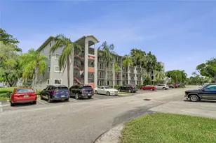 800 SW 137th Ave, Pembroke Pines, FL 33027 - Photo 42