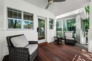 234 Washington Ave, Miami Beach, FL 33139 - Photo 10