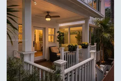 234 Washington Ave #A, Miami Beach, FL 33139 - Photo 1