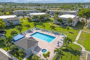 426 NE 210th Cir Terrace, Miami, FL 33179 - Photo 26