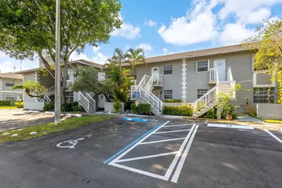 426 NE 210th Cir Ter #103-2, Miami, FL 33179 - Photo 28