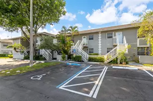 426 NE 210th Cir Terrace, Miami, FL 33179 - Photo 28