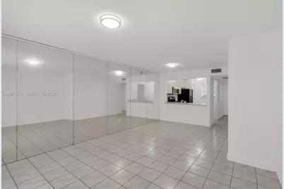 426 NE 210th Cir Ter #103-2, Miami, FL 33179 - Photo 6