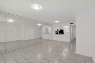 426 NE 210th Cir Terrace, Miami, FL 33179 - Photo 6