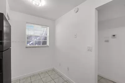426 NE 210th Cir Ter #103-2, Miami, FL 33179 - Photo 10