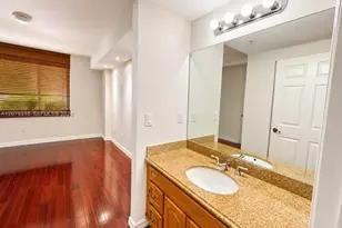 4242 NW 2nd St, Miami, FL 33126 - Photo 10