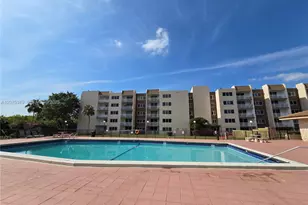 6940 Miami Gardens Dr, Hialeah, FL 33015 - Photo 26