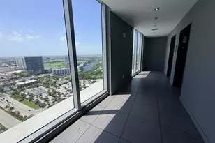2600 E Hallandale Beach Blvd, Hallandale Beach, FL 33009 - Photo 4