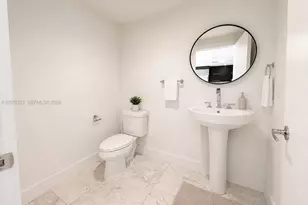 900 Biscayne Blvd, Miami, FL 33132 - Photo 20