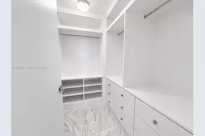 900 Biscayne Blvd #902, Miami, FL 33132 - Photo 12