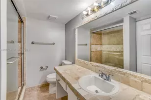 709 Gardens Dr, Pompano Beach, FL 33069 - Photo 14