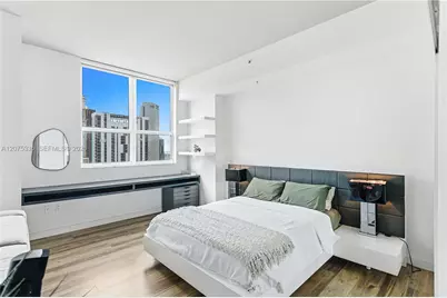 133 NE 2nd Ave #2904, Miami, FL 33132 - Photo 6