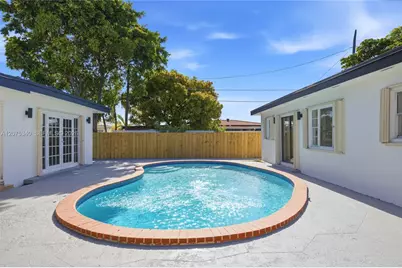275 W 13th St, Hialeah, FL 33010 - Photo 34