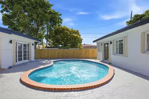 275 W 13th St, Hialeah, FL 33010 - Photo 34