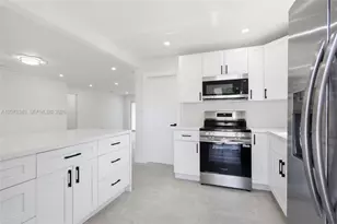 275 W 13th St, Hialeah, FL 33010 - Photo 24