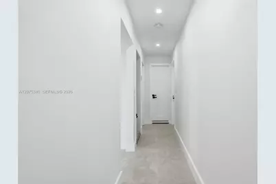 275 W 13th St, Hialeah, FL 33010 - Photo 30