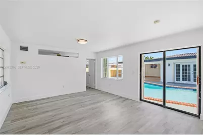275 W 13th St, Hialeah, FL 33010 - Photo 40