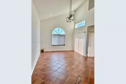 1094 SE 6th Ave #1094, Dania Beach, FL 33004 - Photo 4