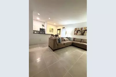 761 NE 199th St #202, Miami, FL 33179 - Photo 2