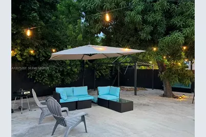 945 79th Ter #101, Miami Beach, FL 33141 - Photo 2