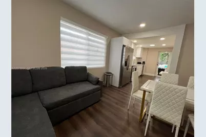 945 79th Ter #101, Miami Beach, FL 33141 - Photo 4