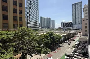 151 SE 1st St, Miami, FL 33131 - Photo 10